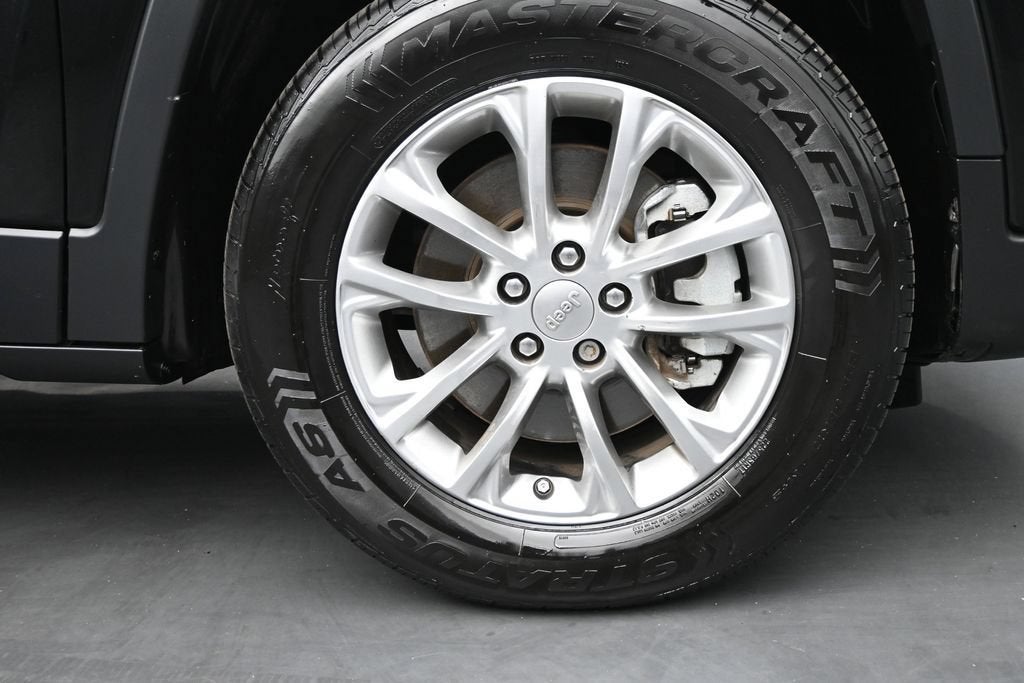 2022 Jeep Cherokee Latitude Lux 4x4