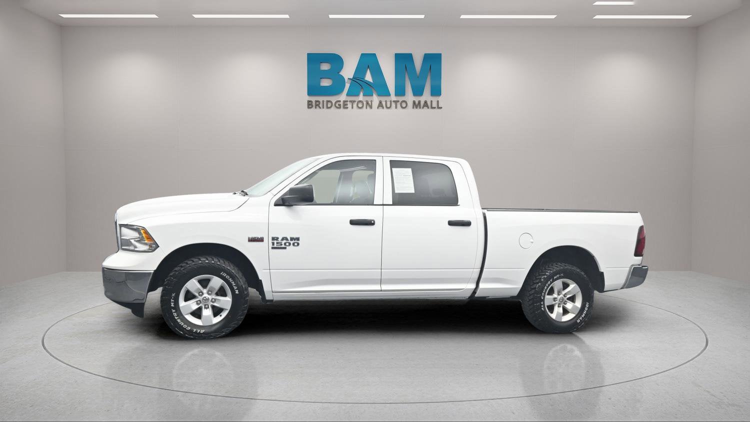 2022 RAM 1500 Classic SLT