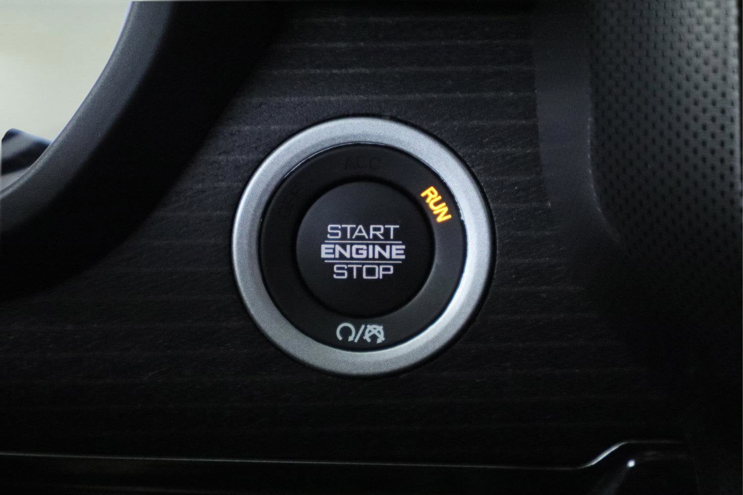 2023 RAM 1500 Limited Crew Cab 4x4 5'7" Box