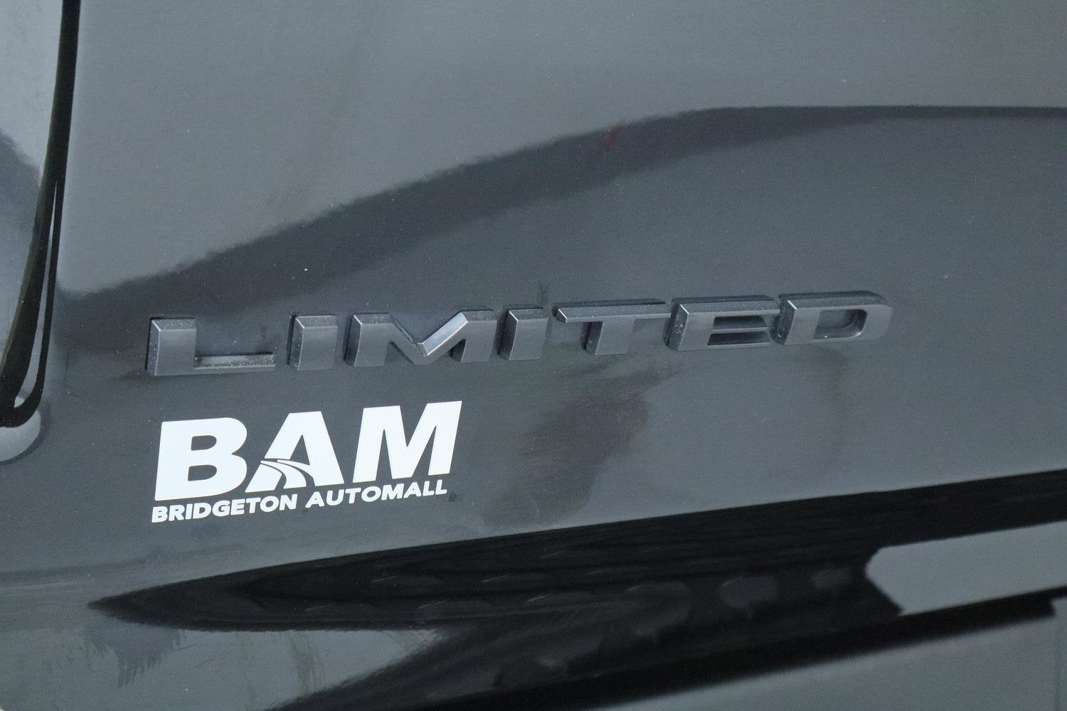 2023 RAM 1500 Limited Crew Cab 4x4 5'7" Box