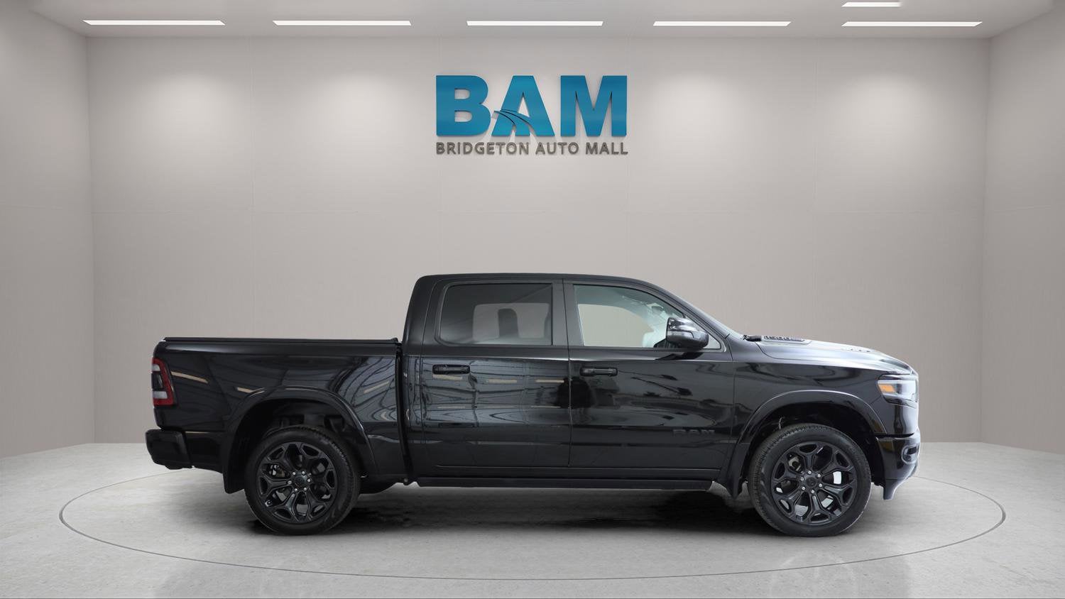 2023 RAM 1500 Limited Crew Cab 4x4 5'7" Box