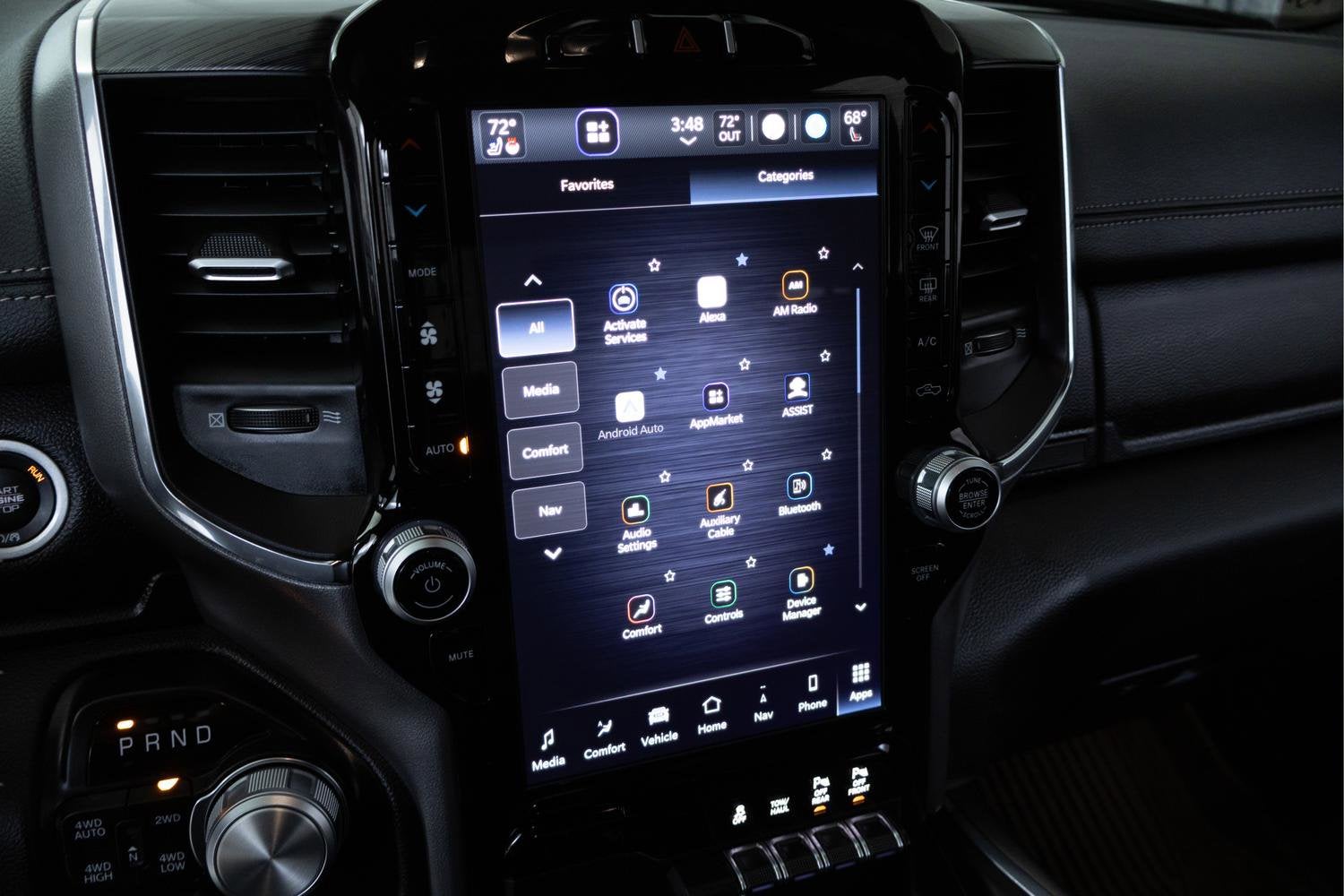 2024 RAM 1500 Laramie Crew Cab 4x4 5'7" Box