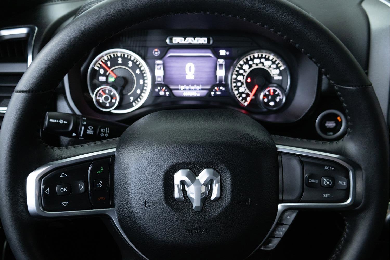 2024 RAM 1500 Laramie Crew Cab 4x4 5'7" Box