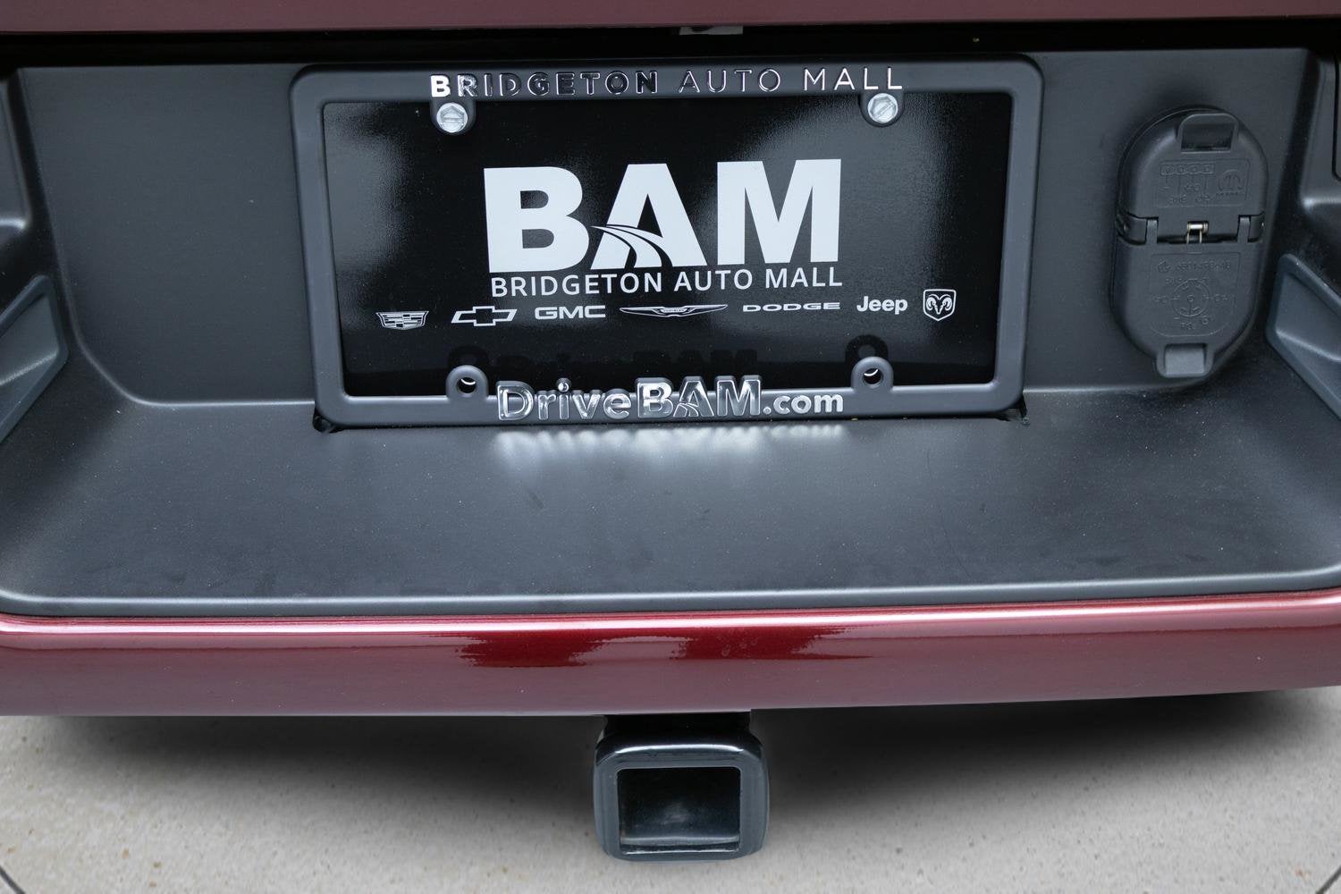 2024 RAM 1500 Laramie Crew Cab 4x4 5'7" Box