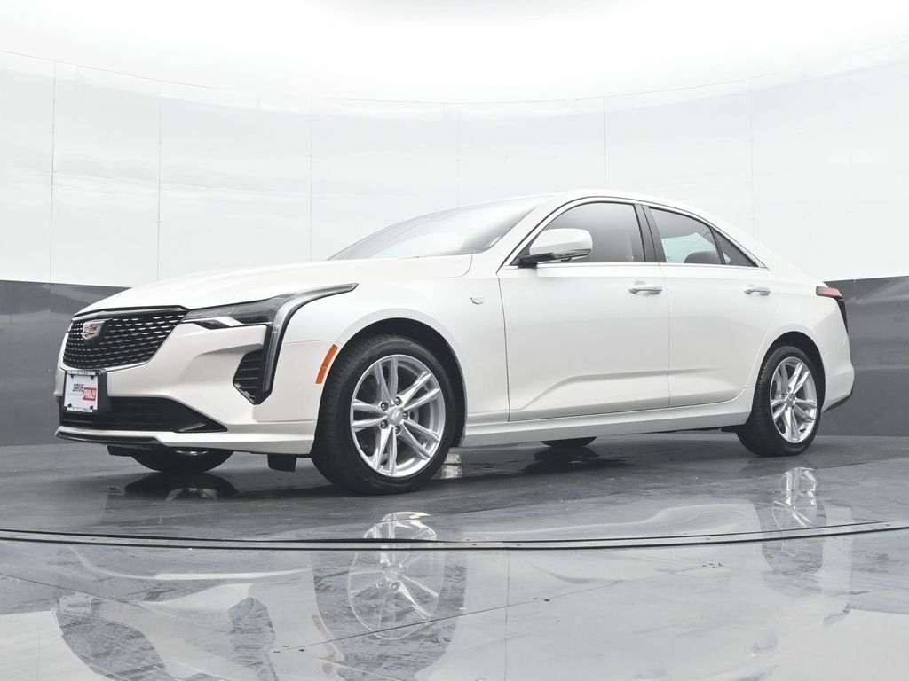 2024 Cadillac CT4 Luxury
