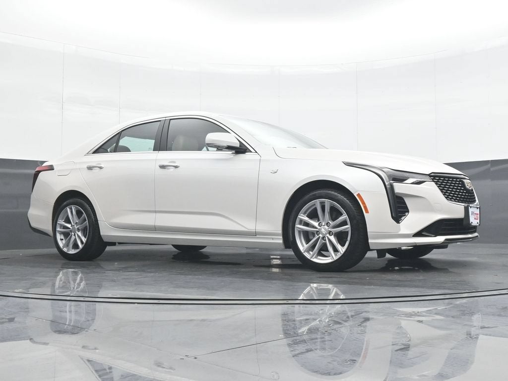 2024 Cadillac CT4 Luxury