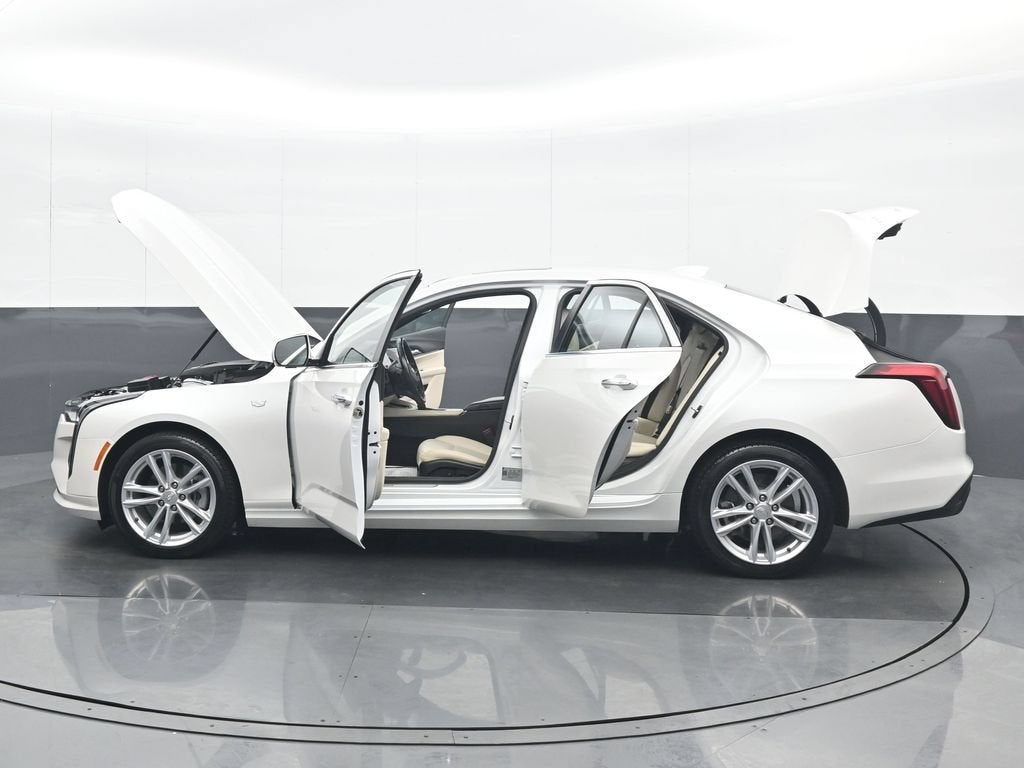 2024 Cadillac CT4 Luxury
