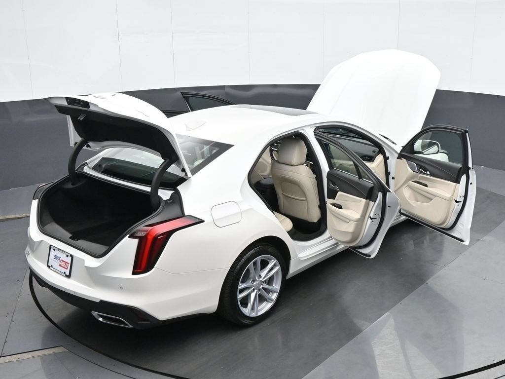 2024 Cadillac CT4 Luxury