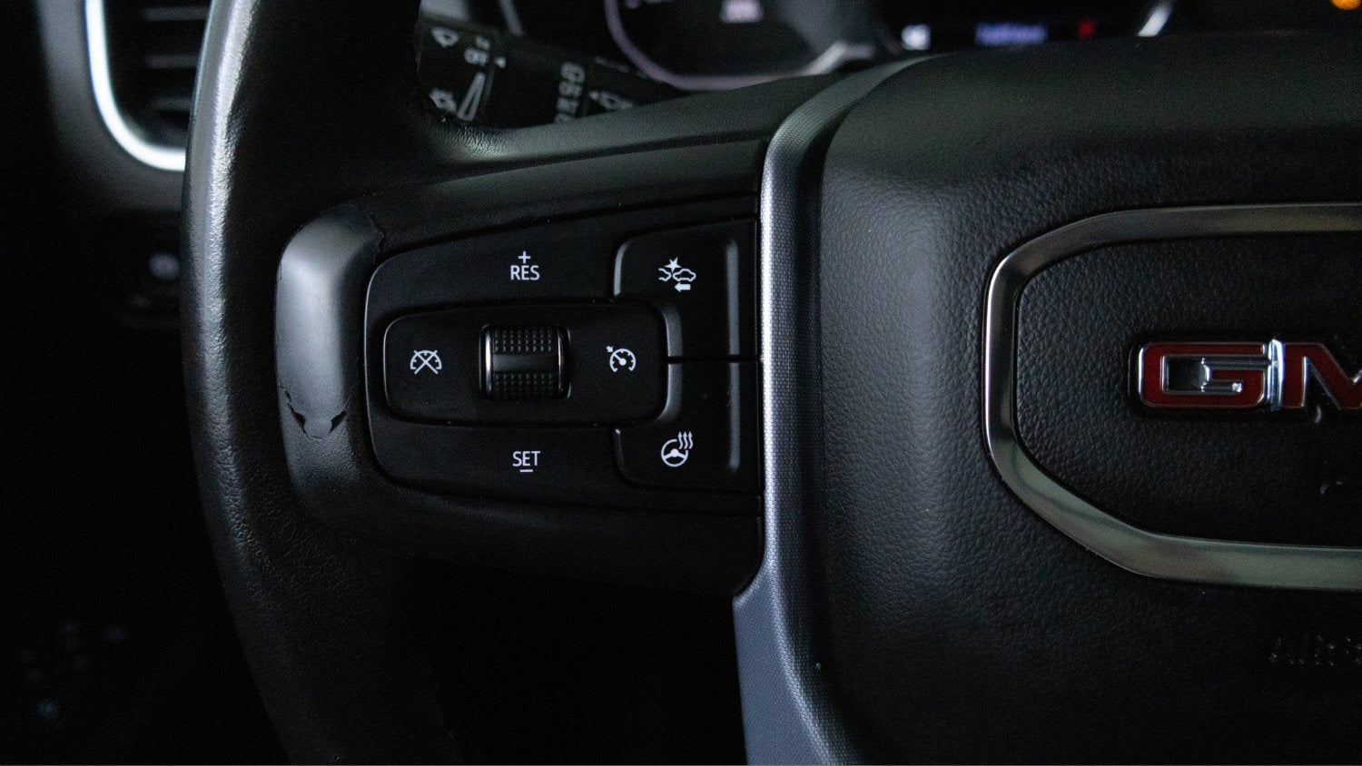2021 GMC Yukon SLT