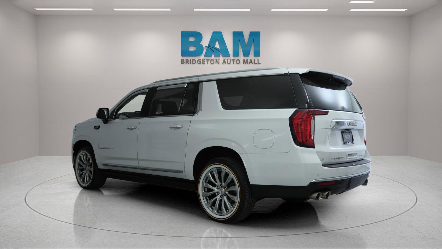 2022 GMC Yukon XL Denali