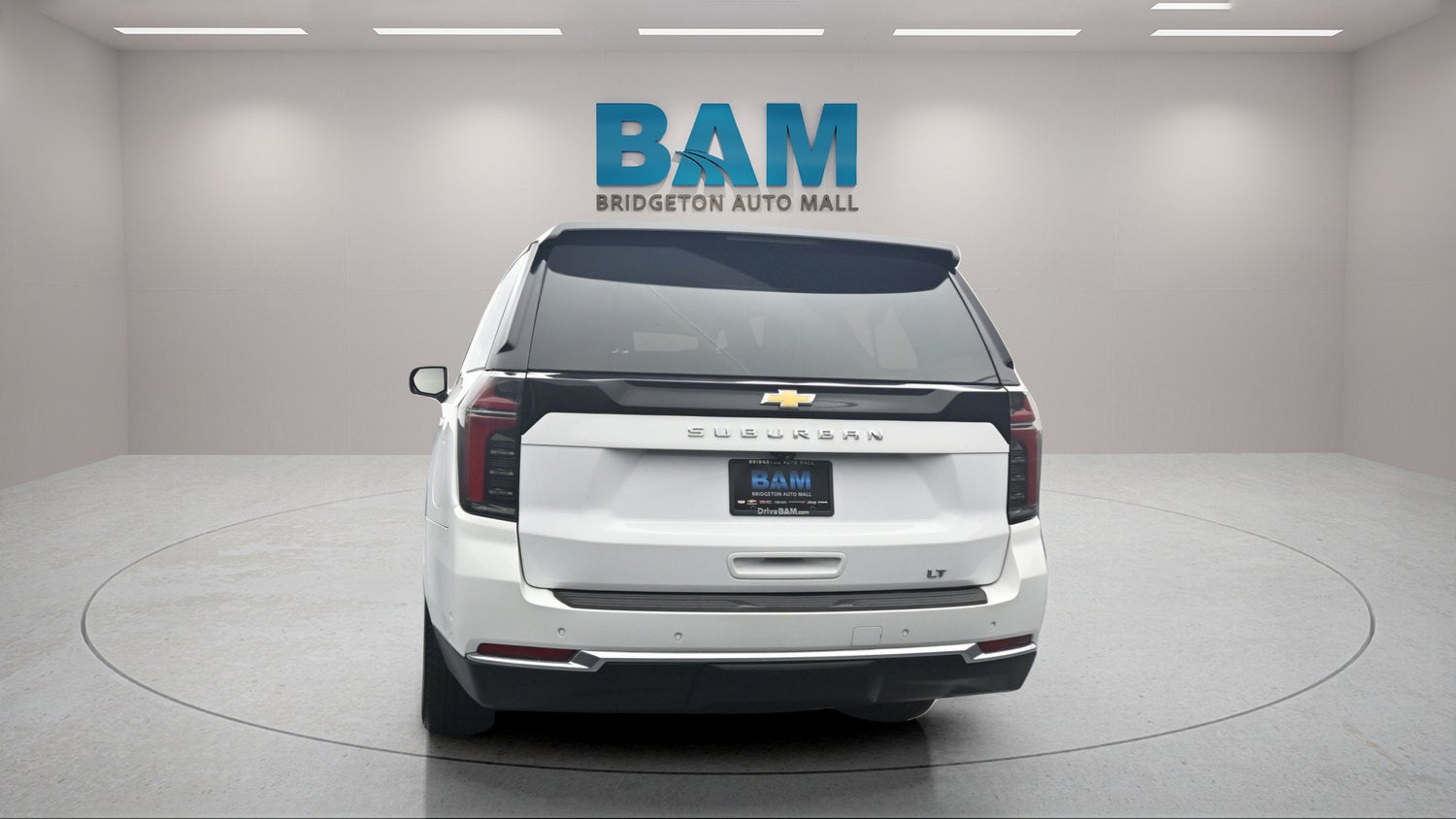 2025 Chevrolet Suburban LT