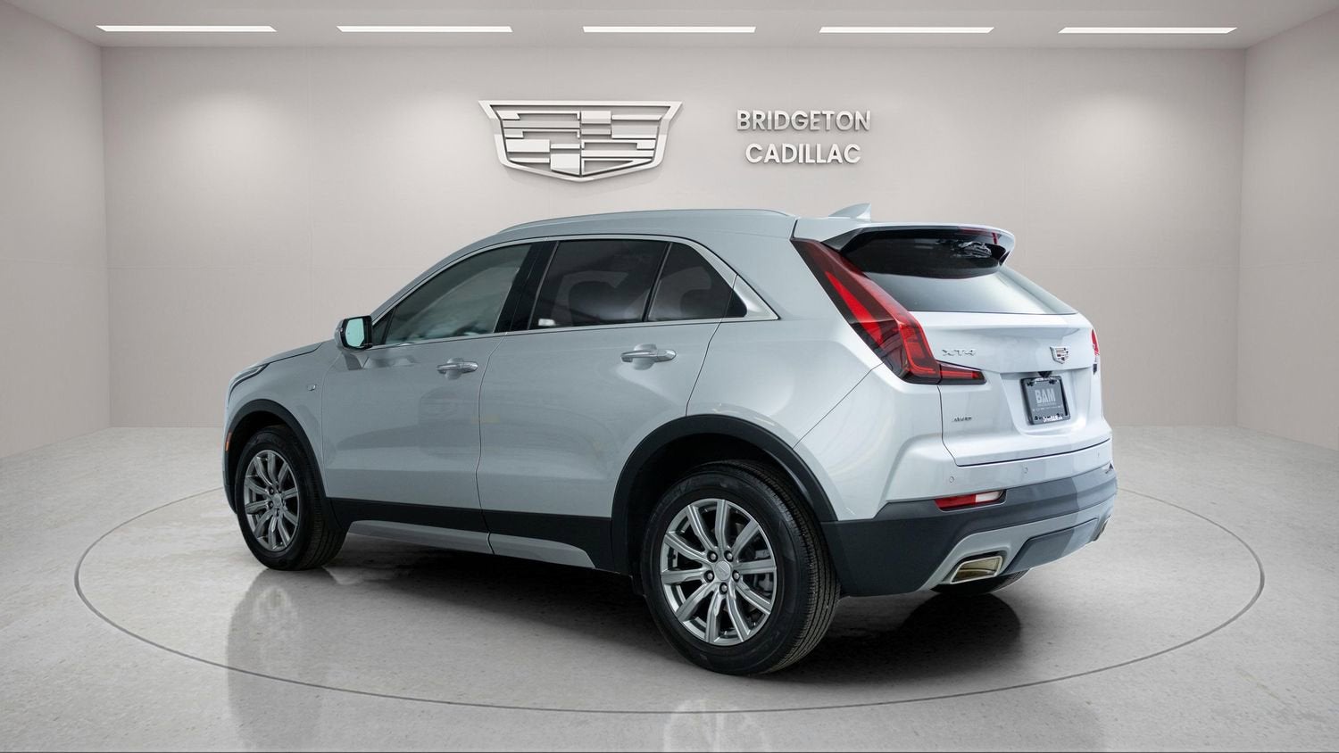 2022 Cadillac XT4 Premium Luxury
