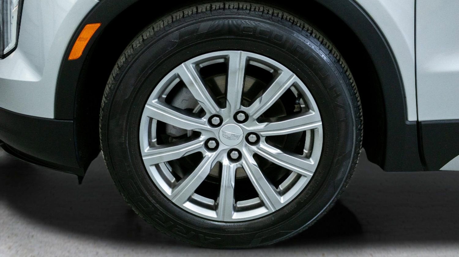 2022 Cadillac XT4 Premium Luxury