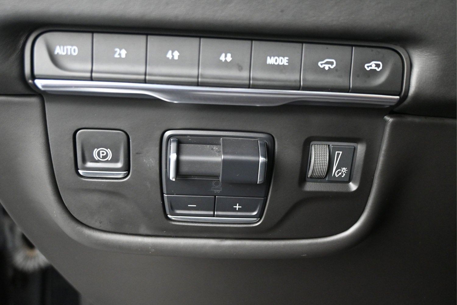 2025 Cadillac Escalade ESV Premium Luxury Platinum