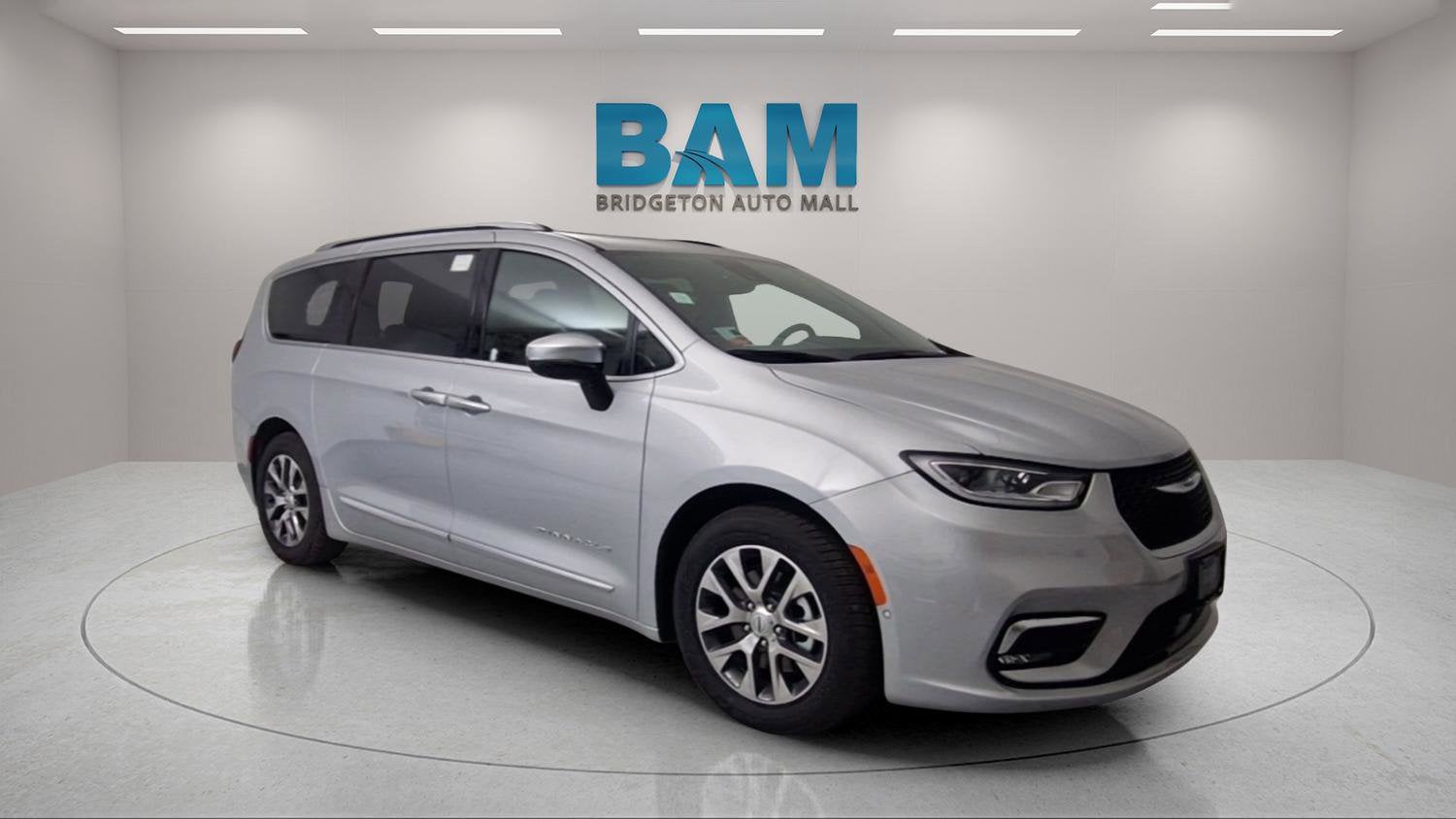 2023 Chrysler Pacifica Hybrid Pinnacle