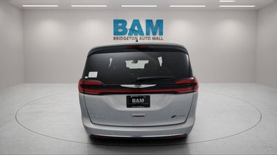 2023 Chrysler Pacifica Hybrid Pinnacle