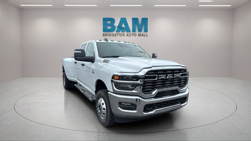 2026 RAM 3500 Tradesman Crew Cab 4x4 8' Box