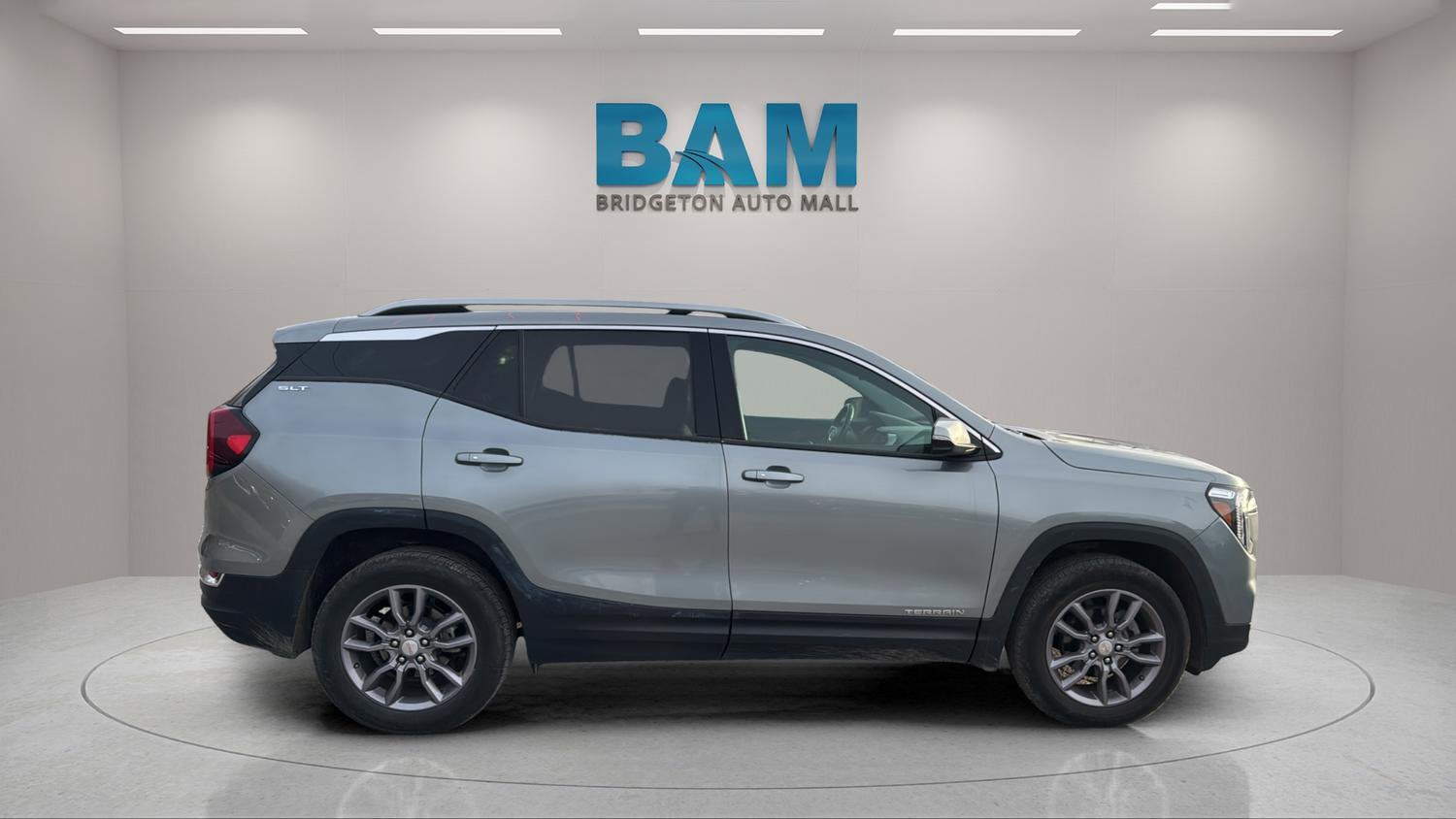 2023 GMC Terrain SLT