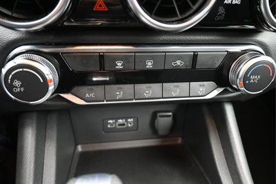 2022 Nissan Sentra SV Xtronic CVT