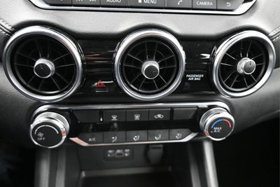 2022 Nissan Sentra SV Xtronic CVT