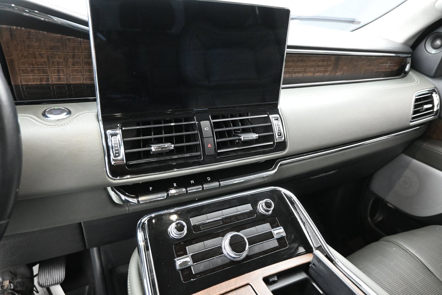 2022 Lincoln Navigator Black Label