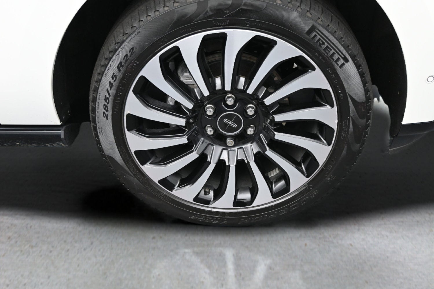 2022 Lincoln Navigator Black Label