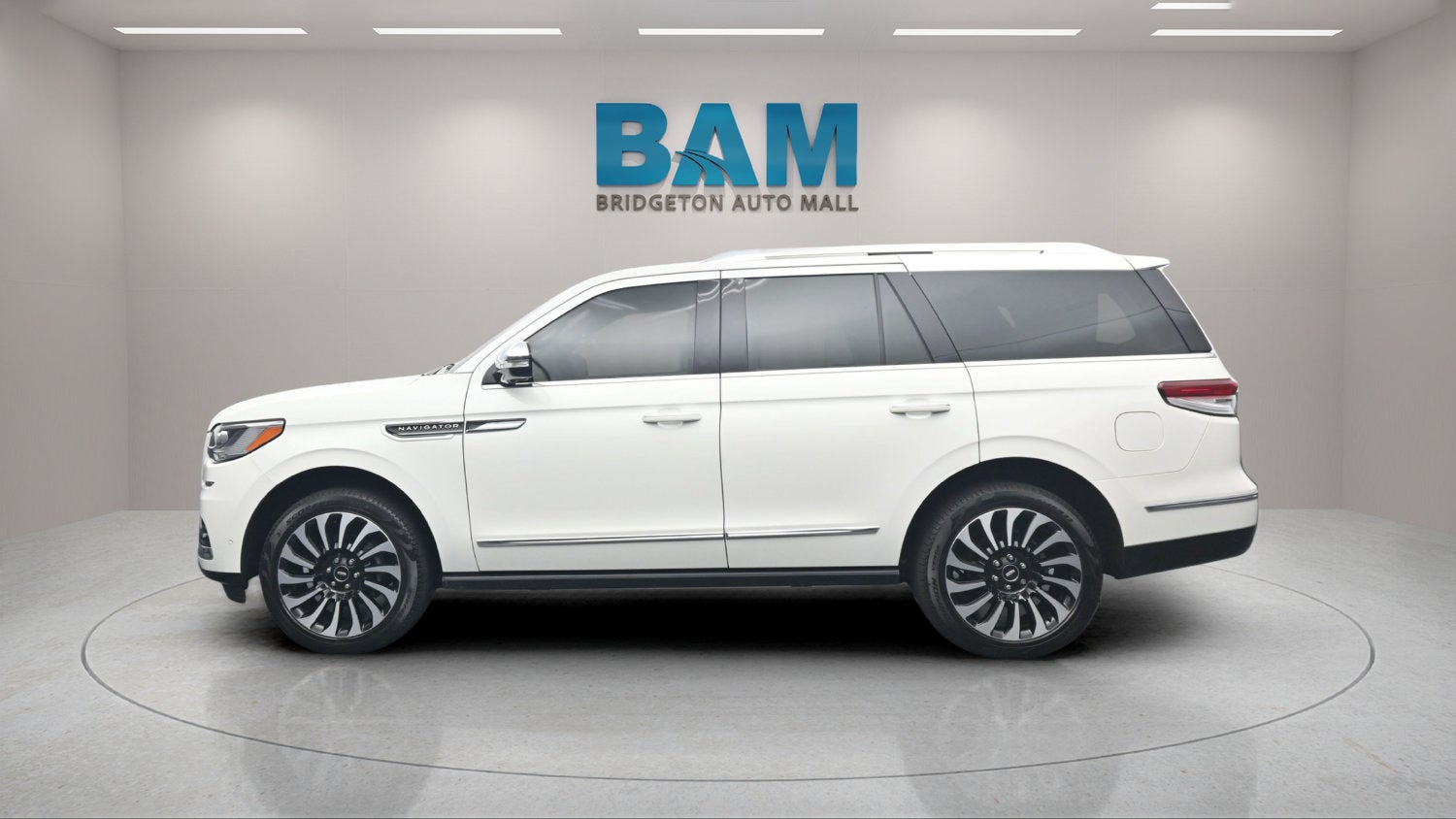 2022 Lincoln Navigator Black Label