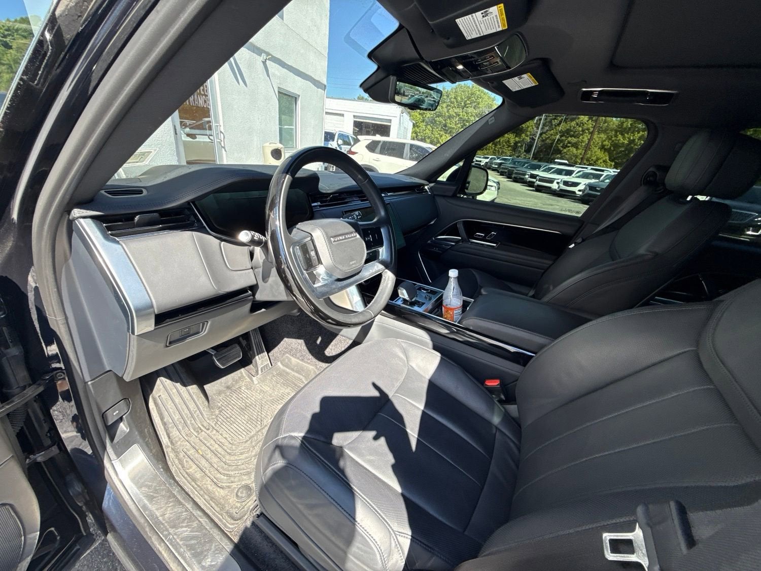 2023 Land Rover Range Rover P530 SE