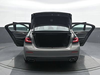 2022 BMW 530 i xDrive